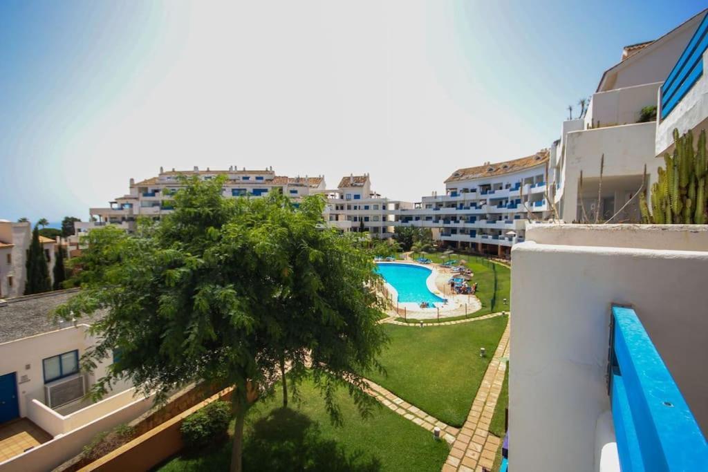 2 Bedrooms Sea And Pool View Apt In Duquesa Golf & Gardens Manilva Castillo de Sabinillas Bagian luar foto