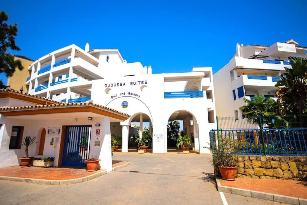 2 Bedrooms Sea And Pool View Apt In Duquesa Golf & Gardens Manilva Castillo de Sabinillas Bagian luar foto