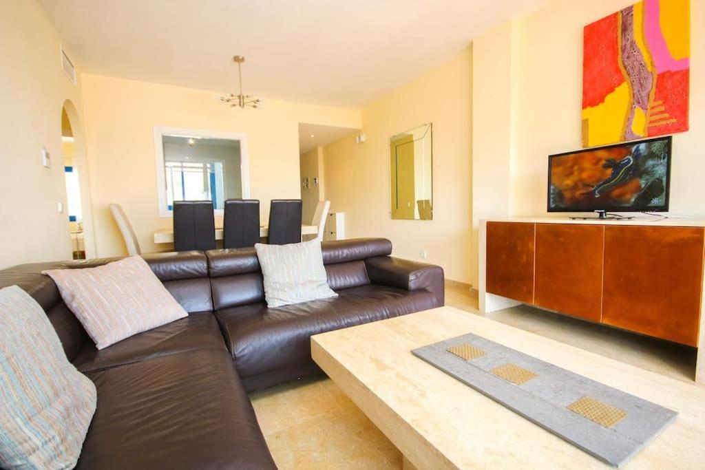 2 Bedrooms Sea And Pool View Apt In Duquesa Golf & Gardens Manilva Castillo de Sabinillas Bagian luar foto